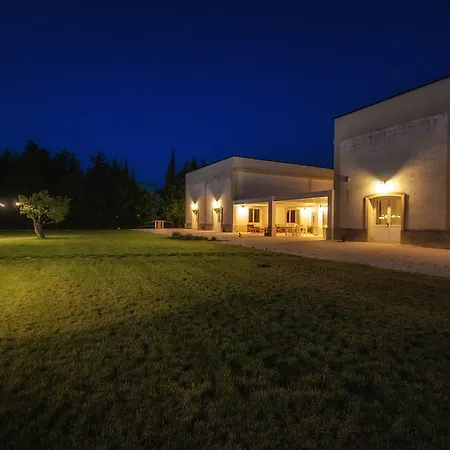 Alloggio per agriturismo Tenuta Kyrios Borgagne